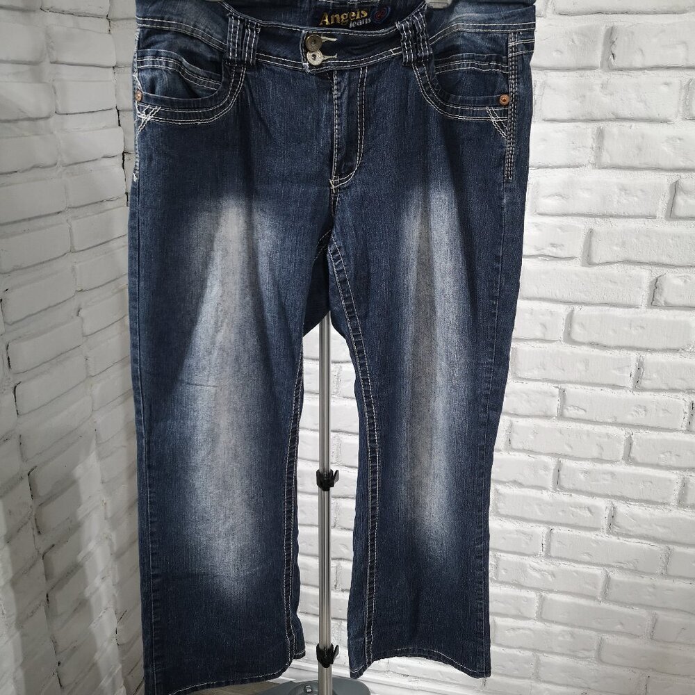 Angels Jeans Ladies Size 18W Medium Wash Straight Leg Blue Jeans